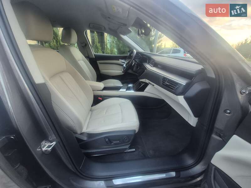 Позашляховик / Кросовер Audi e-tron 2020 в Хмельницькому