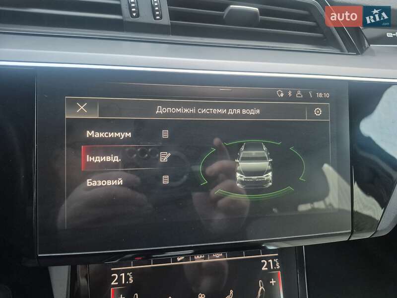 Позашляховик / Кросовер Audi e-tron 2020 в Хмельницькому