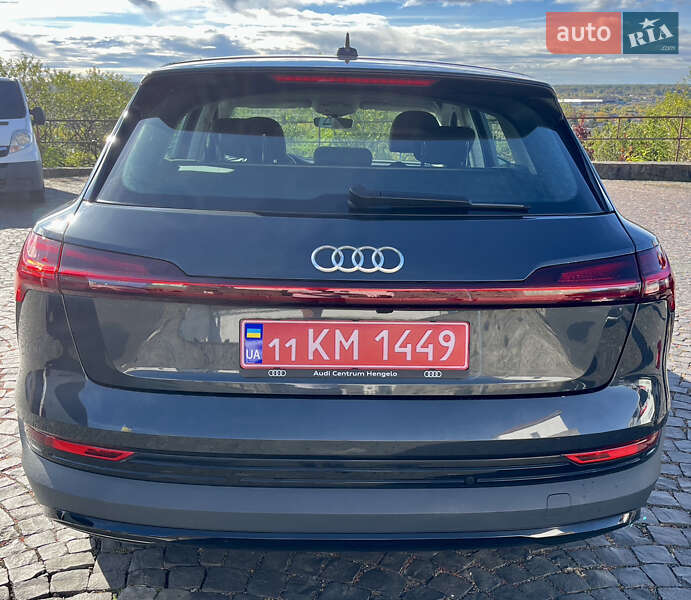 Внедорожник / Кроссовер Audi e-tron 2020 в Киеве