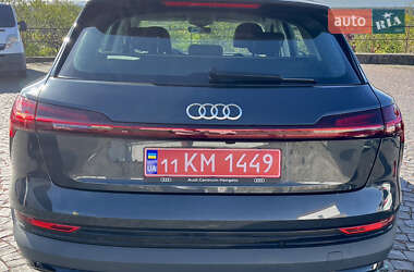 Позашляховик / Кросовер Audi e-tron 2020 в 