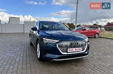 Внедорожник / Кроссовер Audi e-tron 2019 в 