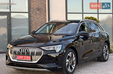Внедорожник / Кроссовер Audi e-tron 2020 в 