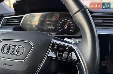 Внедорожник / Кроссовер Audi e-tron 2020 в 