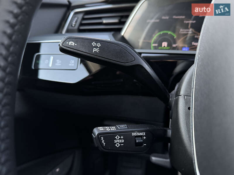 Позашляховик / Кросовер Audi e-tron 2020 в Тернополі