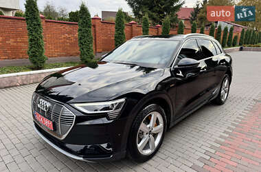 Позашляховик / Кросовер Audi e-tron 2023 в  фото 4 Позашляховик / Кросовер Audi e-tron 2023 в