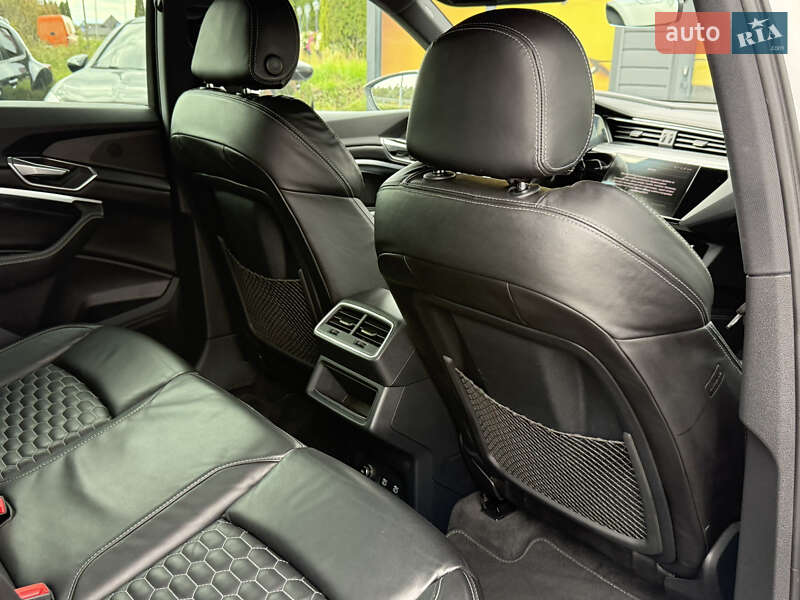 Внедорожник / Кроссовер Audi e-tron 2021 в Стрые