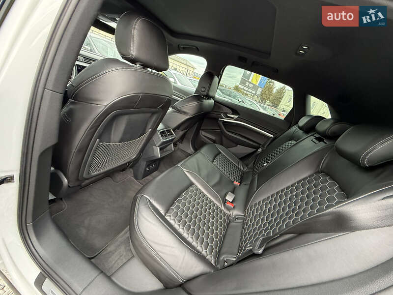 Внедорожник / Кроссовер Audi e-tron 2021 в Стрые