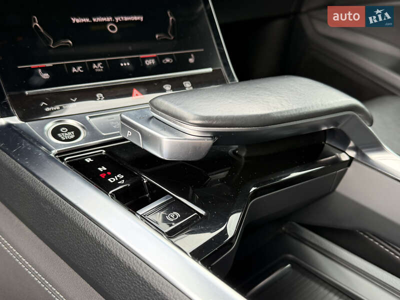 Внедорожник / Кроссовер Audi e-tron 2021 в Стрые