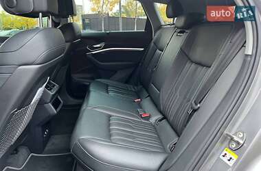 Внедорожник / Кроссовер Audi e-tron 2019 в 
