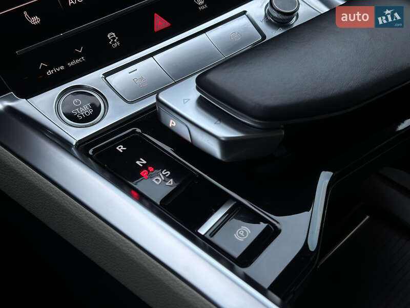 Внедорожник / Кроссовер Audi e-tron 2021 в Ковеле