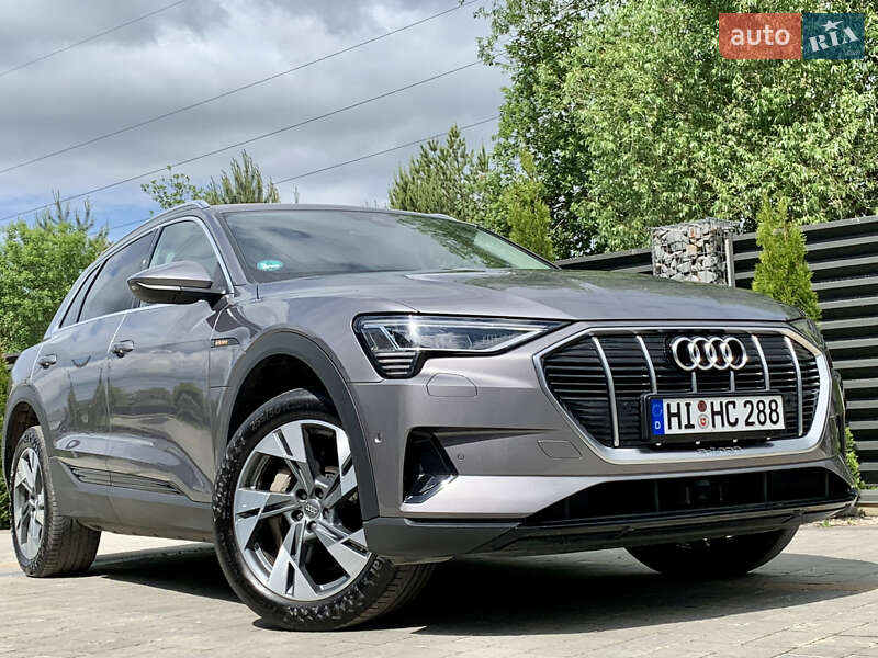 Позашляховик / Кросовер Audi e-tron 2019 в Дрогобичі