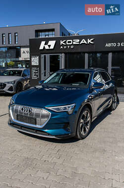 Позашляховик / Кросовер Audi e-tron 2021 в Львові