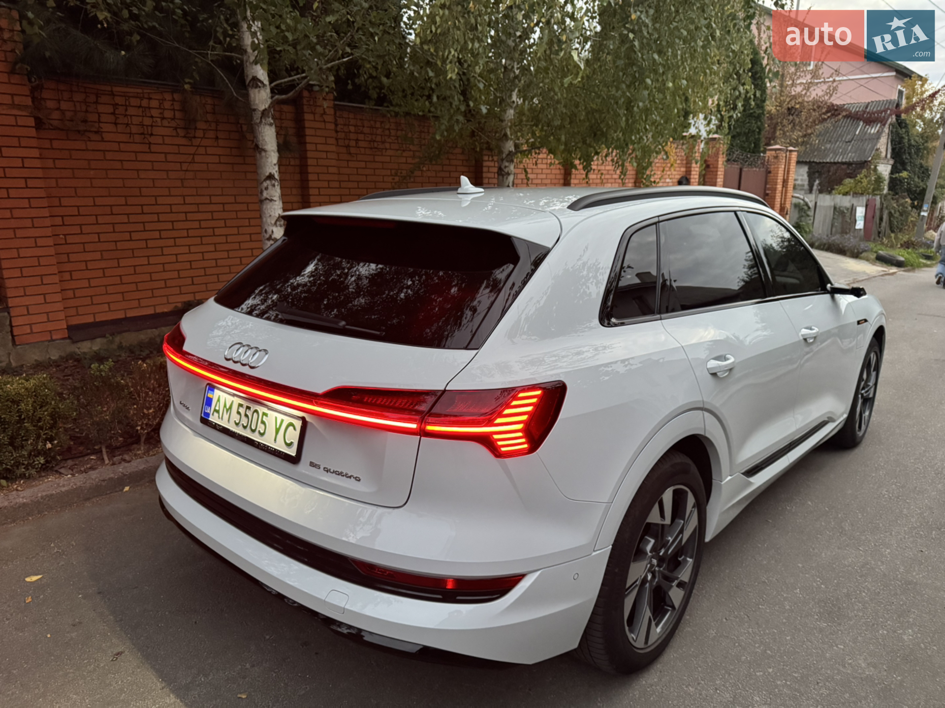 2019 Audi e-tron - мініатюра 7
