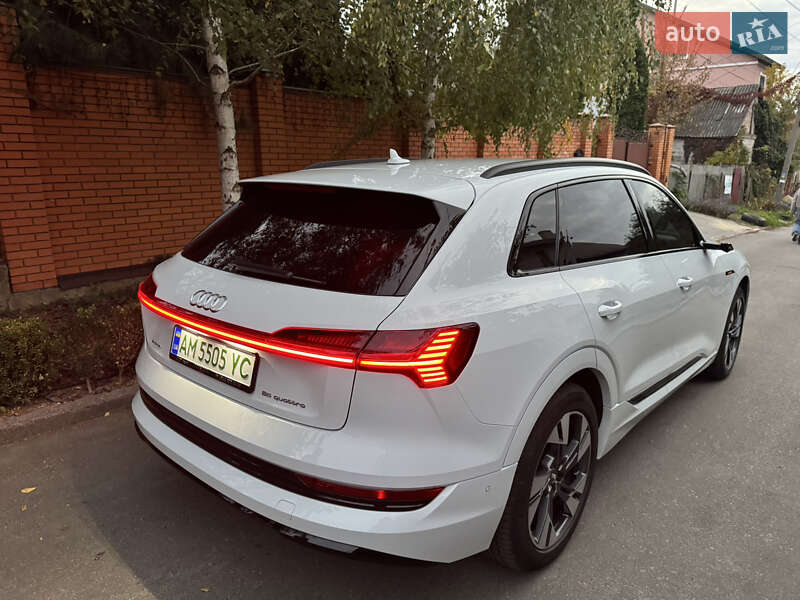 Внедорожник / Кроссовер Audi e-tron 2019 в Днепре фото 7 Внедорожник / Кроссовер Audi e-tron 2019 в Днепре