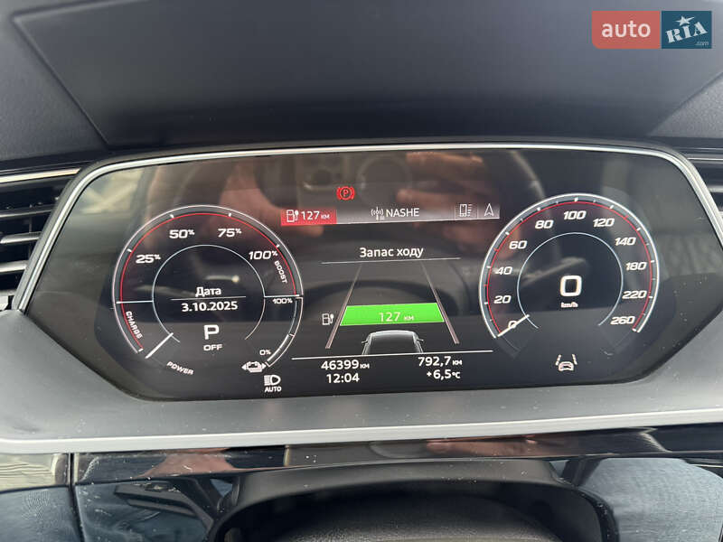 Позашляховик / Кросовер Audi e-tron 2022 в Чернівцях