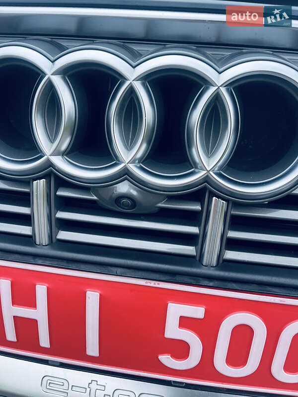 Позашляховик / Кросовер Audi e-tron 2019 в Бродах