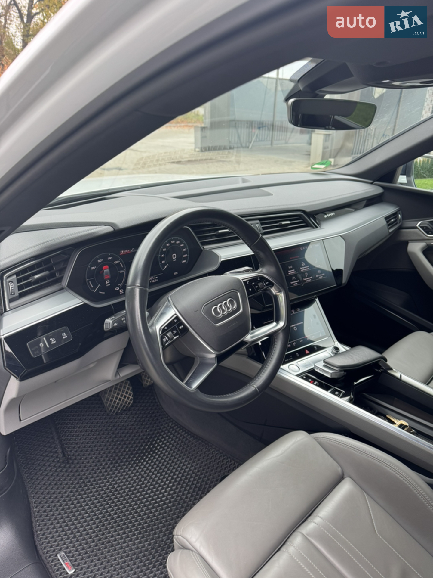 2018 Audi e-tron - мініатюра 29