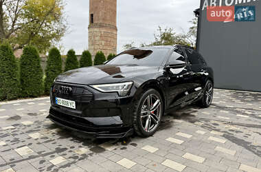 Позашляховик / Кросовер Audi e-tron 2020 в 