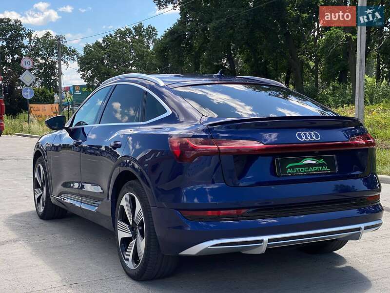 Позашляховик / Кросовер Audi e-tron 2021 в Києві фото 10 Позашляховик / Кросовер Audi e-tron 2021 в Києві