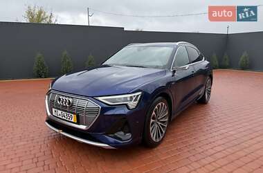 Позашляховик / Кросовер Audi e-tron 2021 в  фото 4 Позашляховик / Кросовер Audi e-tron 2021 в