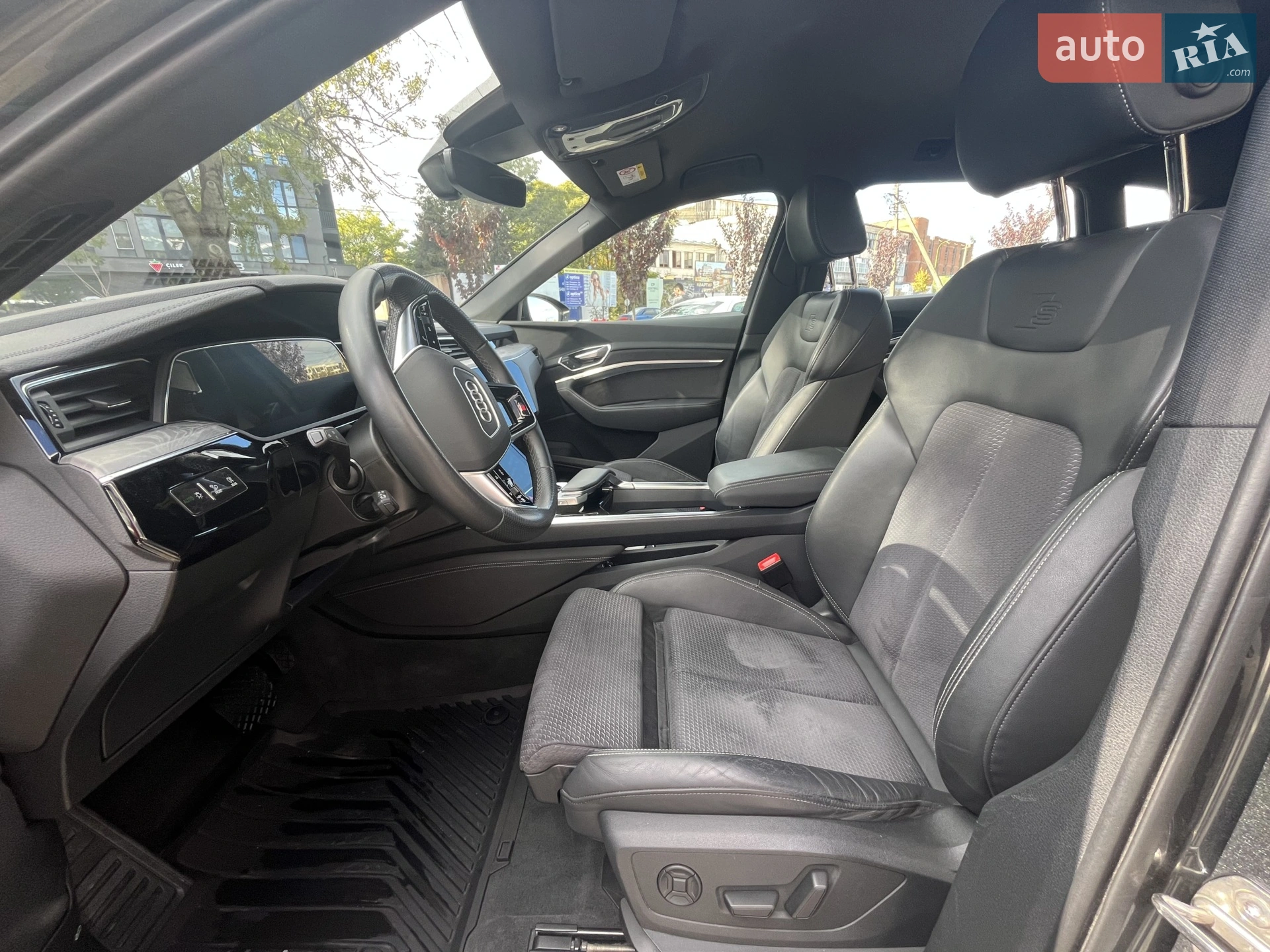 2023 Audi e-tron - мініатюра 14
