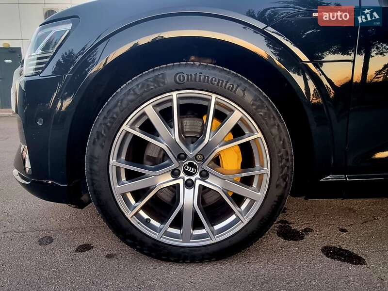 Позашляховик / Кросовер Audi e-tron 2021 в Коломиї