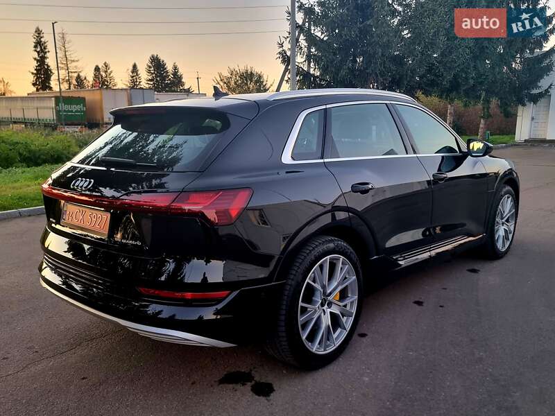 Позашляховик / Кросовер Audi e-tron 2021 в Коломиї