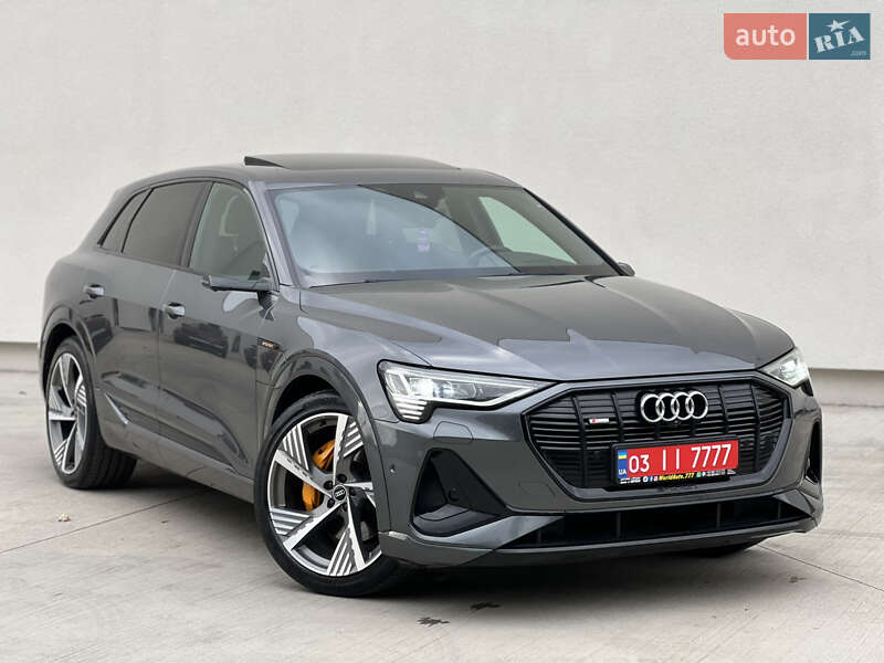 Audi e-tron 2021