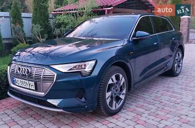 Позашляховик / Кросовер Audi e-tron 2019 в  фото 12 Позашляховик / Кросовер Audi e-tron 2019 в