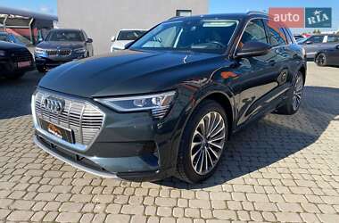 Позашляховик / Кросовер Audi e-tron 2019 в  фото 3 Позашляховик / Кросовер Audi e-tron 2019 в