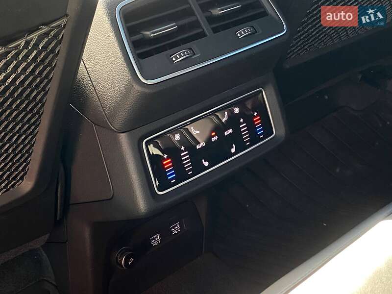 Внедорожник / Кроссовер Audi e-tron 2019 в Львове фото 25 Внедорожник / Кроссовер Audi e-tron 2019 в Львове
