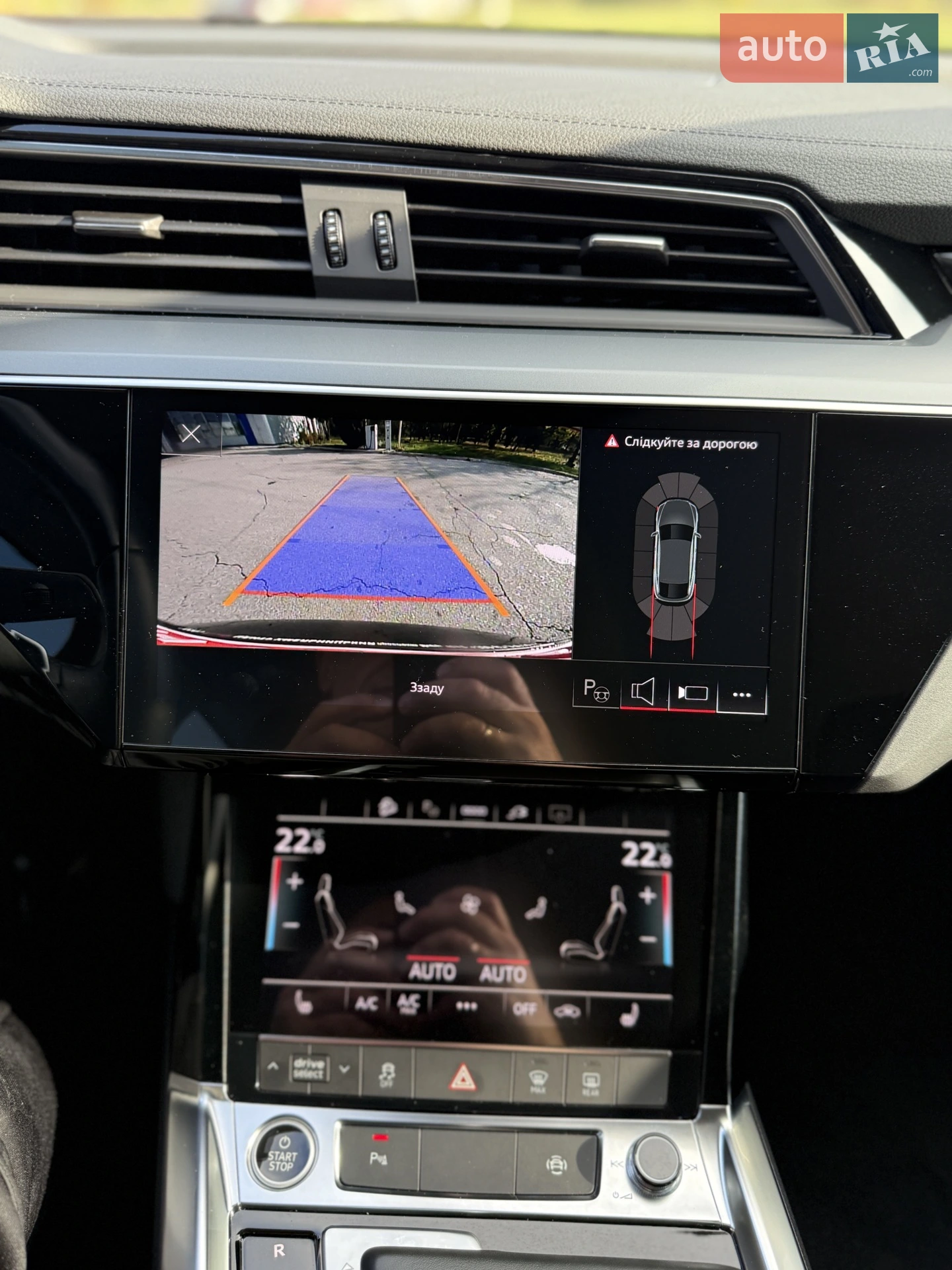 2022 Audi e-tron Sportback - мініатюра 16