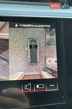 Позашляховик / Кросовер Audi e-tron 2022 в  фото 58 Позашляховик / Кросовер Audi e-tron 2022 в