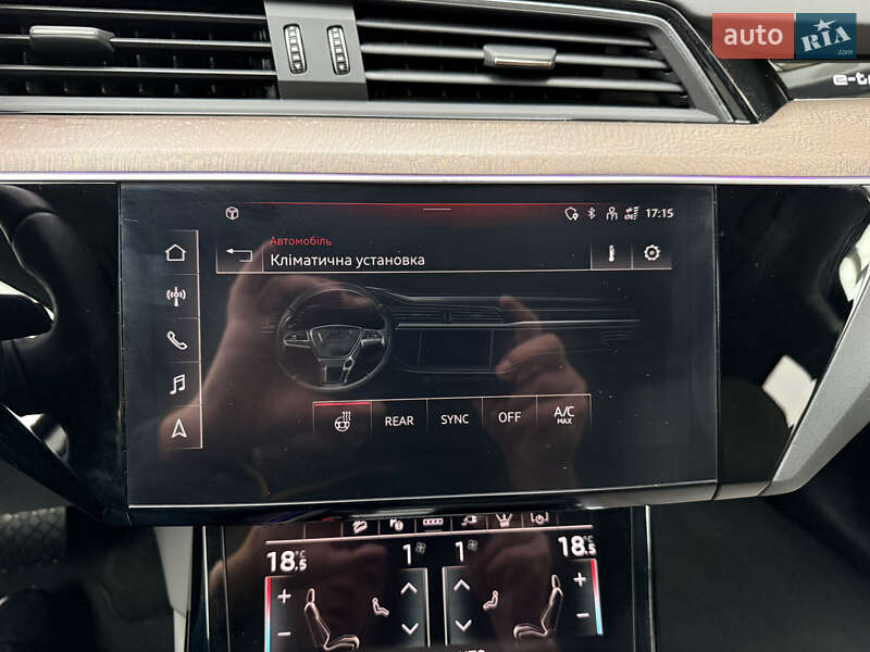 Позашляховик / Кросовер Audi e-tron 2022 в Луцьку