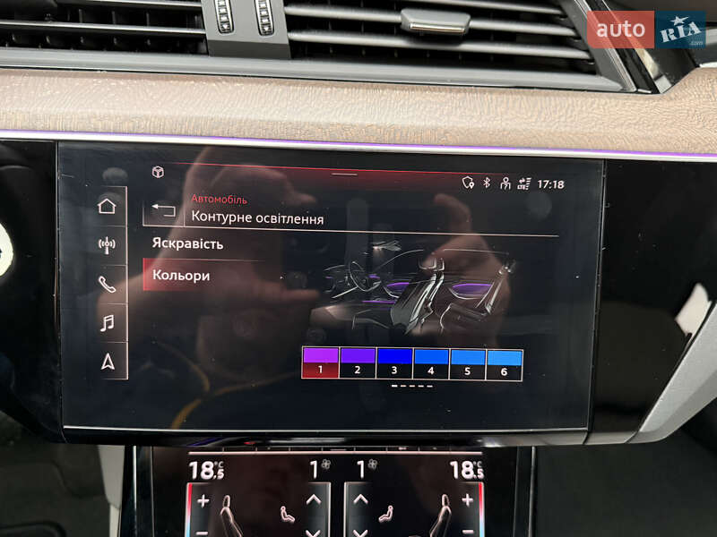 Позашляховик / Кросовер Audi e-tron 2022 в Луцьку