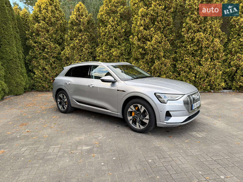 Позашляховик / Кросовер Audi e-tron 2023 в Львові