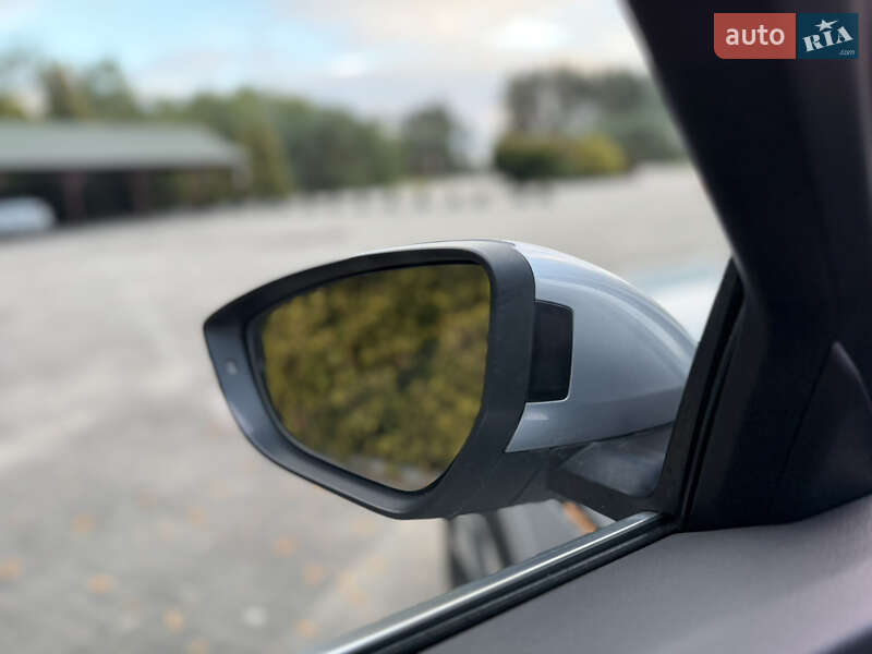 Позашляховик / Кросовер Audi e-tron 2023 в Львові