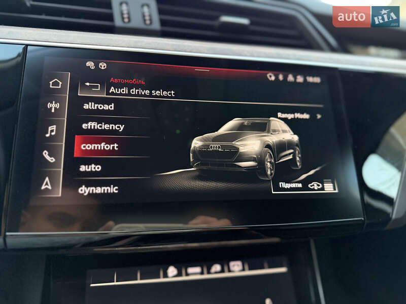 Позашляховик / Кросовер Audi e-tron 2023 в Львові