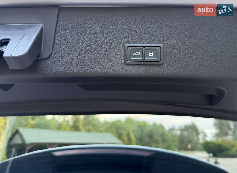 Позашляховик / Кросовер Audi e-tron 2023 в Львові