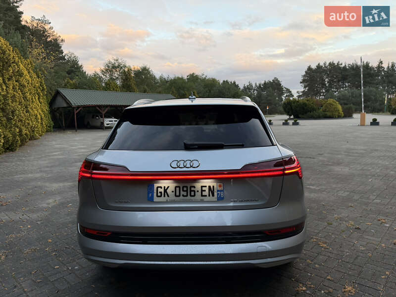 Позашляховик / Кросовер Audi e-tron 2023 в Львові