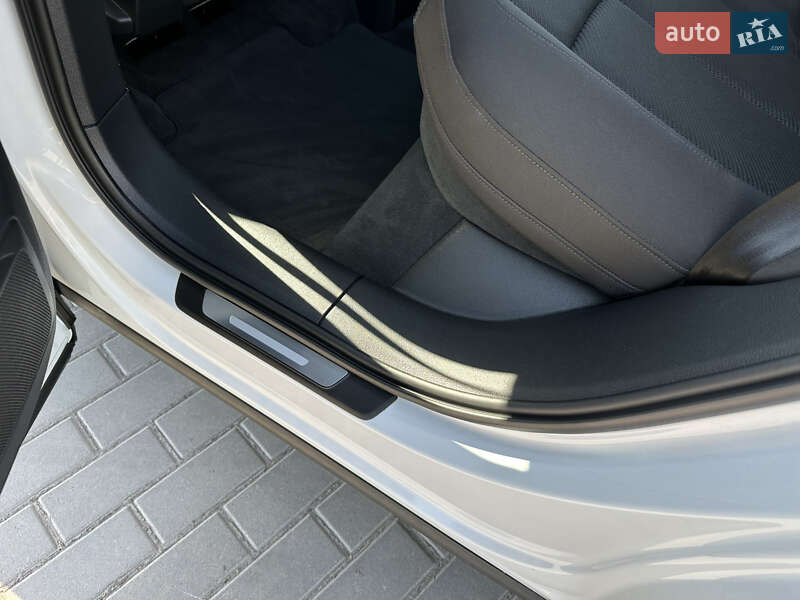 Внедорожник / Кроссовер Audi e-tron 2020 в Лопатине фото 54 Внедорожник / Кроссовер Audi e-tron 2020 в Лопатине