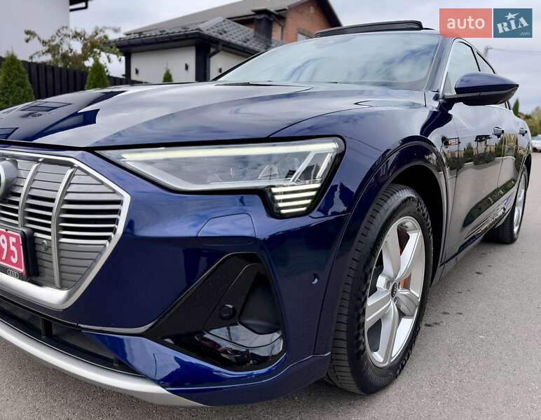 Внедорожник / Кроссовер Audi e-tron 2022 в Киеве фото 9 Внедорожник / Кроссовер Audi e-tron 2022 в Киеве