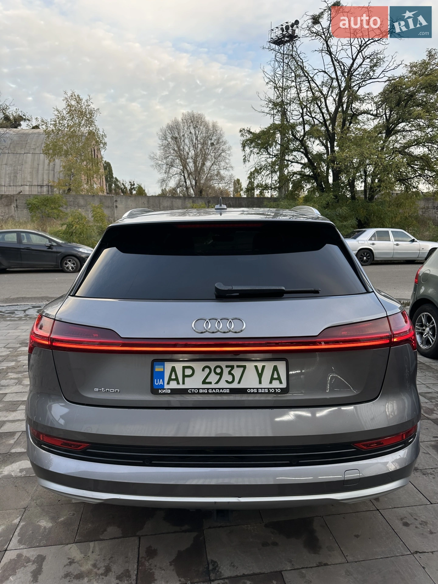 2019 Audi e-tron - мініатюра 6