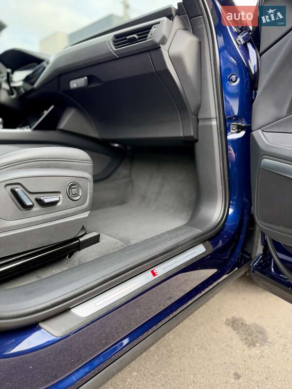 Внедорожник / Кроссовер Audi e-tron 2022 в Киеве фото 73 Внедорожник / Кроссовер Audi e-tron 2022 в Киеве