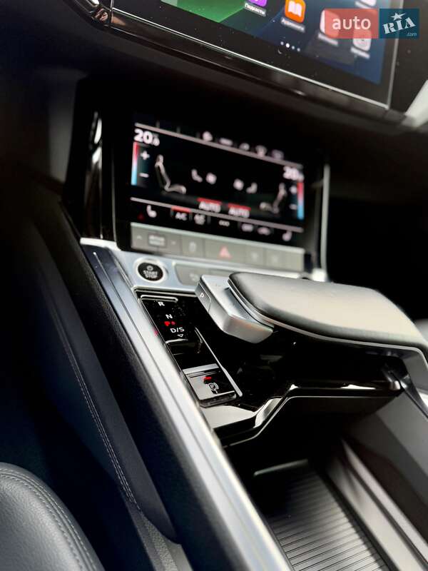 Внедорожник / Кроссовер Audi e-tron 2022 в Киеве фото 88 Внедорожник / Кроссовер Audi e-tron 2022 в Киеве