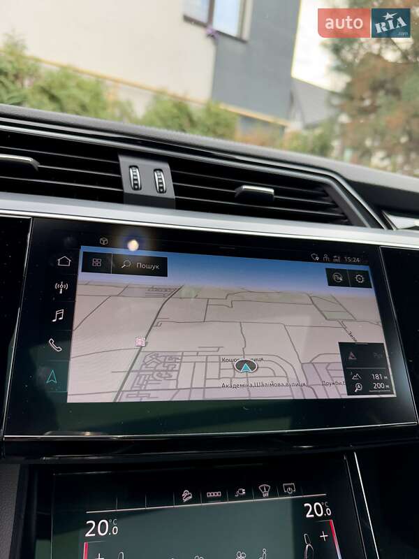 Внедорожник / Кроссовер Audi e-tron 2022 в Киеве фото 107 Внедорожник / Кроссовер Audi e-tron 2022 в Киеве