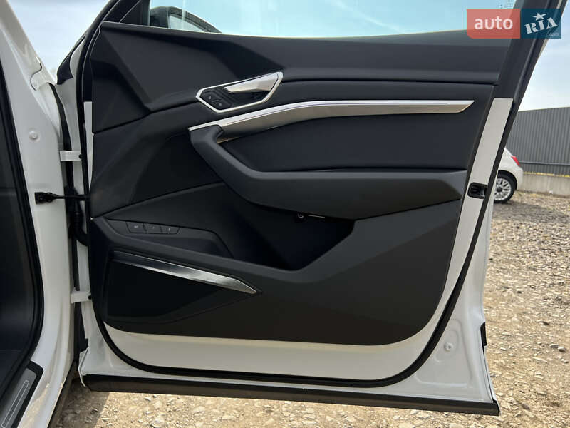 Позашляховик / Кросовер Audi e-tron 2022 в Луцьку фото 52 Позашляховик / Кросовер Audi e-tron 2022 в Луцьку