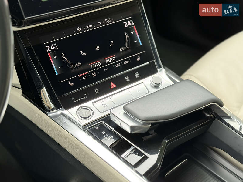 Внедорожник / Кроссовер Audi e-tron 2021 в Тернополе