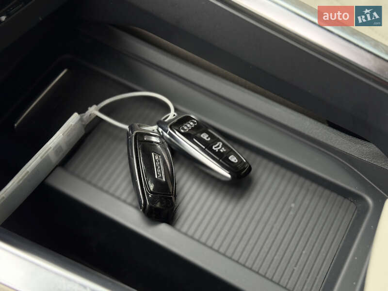 Внедорожник / Кроссовер Audi e-tron 2021 в Тернополе