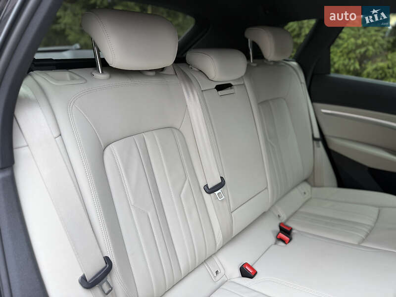 Внедорожник / Кроссовер Audi e-tron 2021 в Тернополе